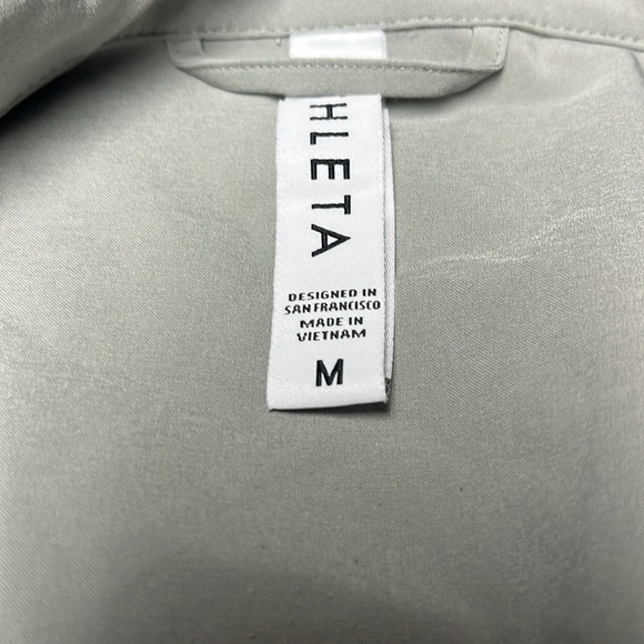 Athleta Button Down body suit - medium - Picture 3 of 4